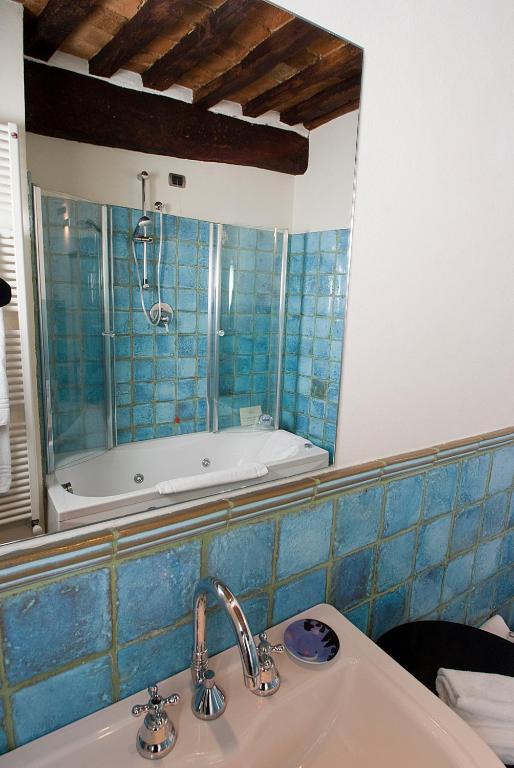 Camera Familiare (4 Adulti)